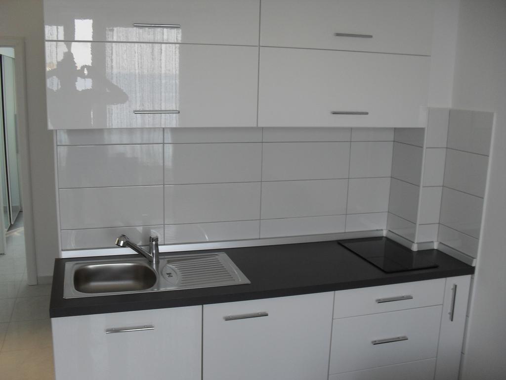 Apartments Govic Примоштен Номер фото
